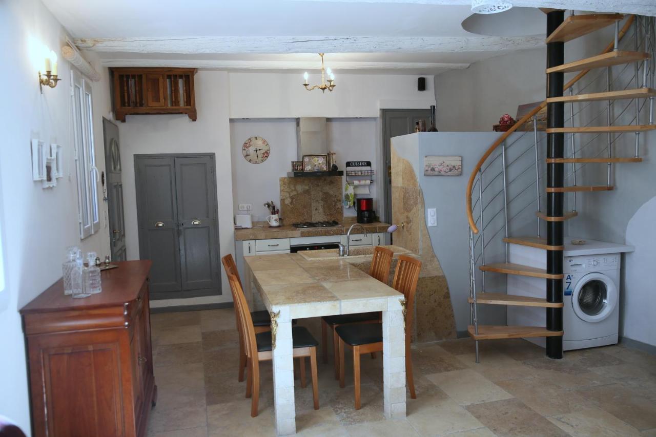 Le Bastidon De Louis, L'Isle Sur La Sorgue Villa Екстериор снимка