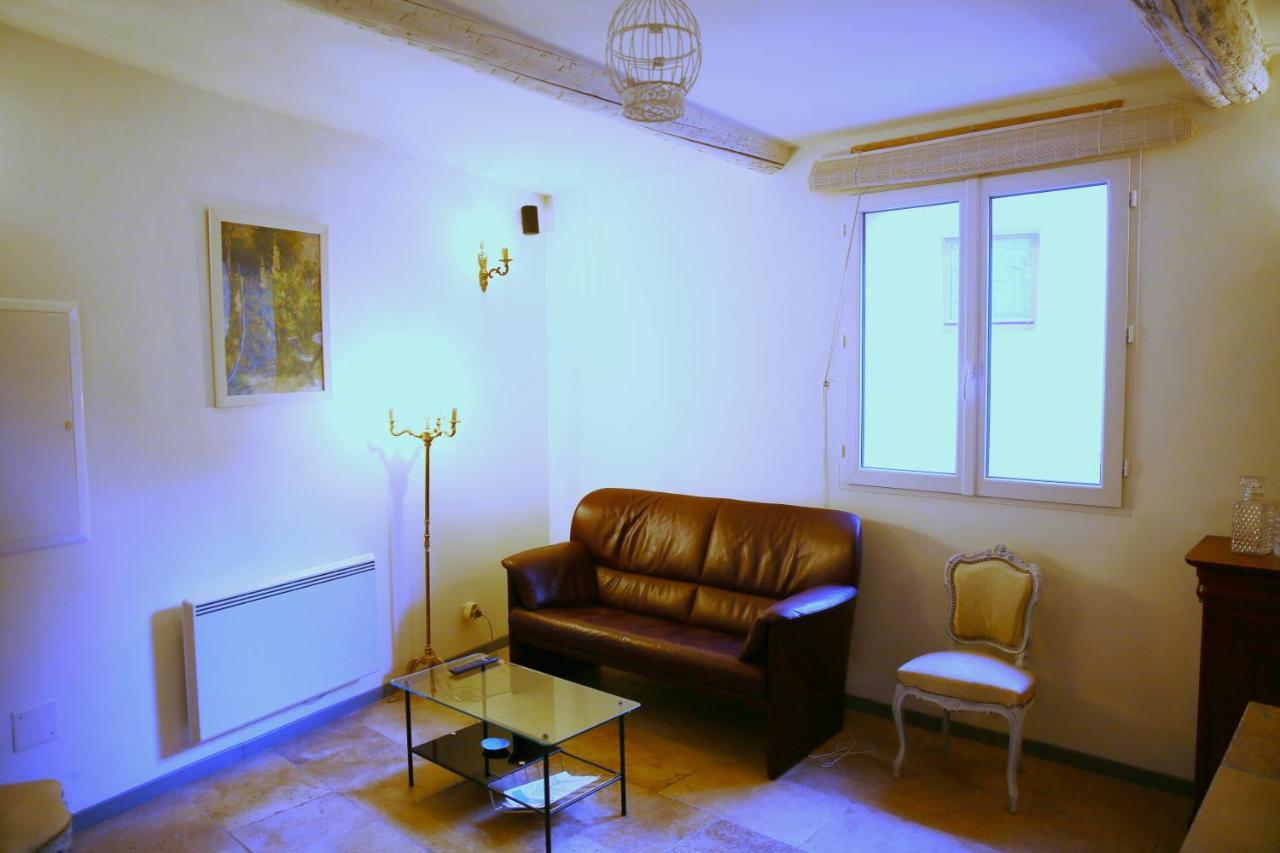 Le Bastidon De Louis, L'Isle Sur La Sorgue Villa Екстериор снимка