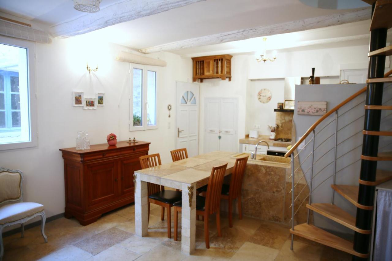 Le Bastidon De Louis, L'Isle Sur La Sorgue Villa Екстериор снимка